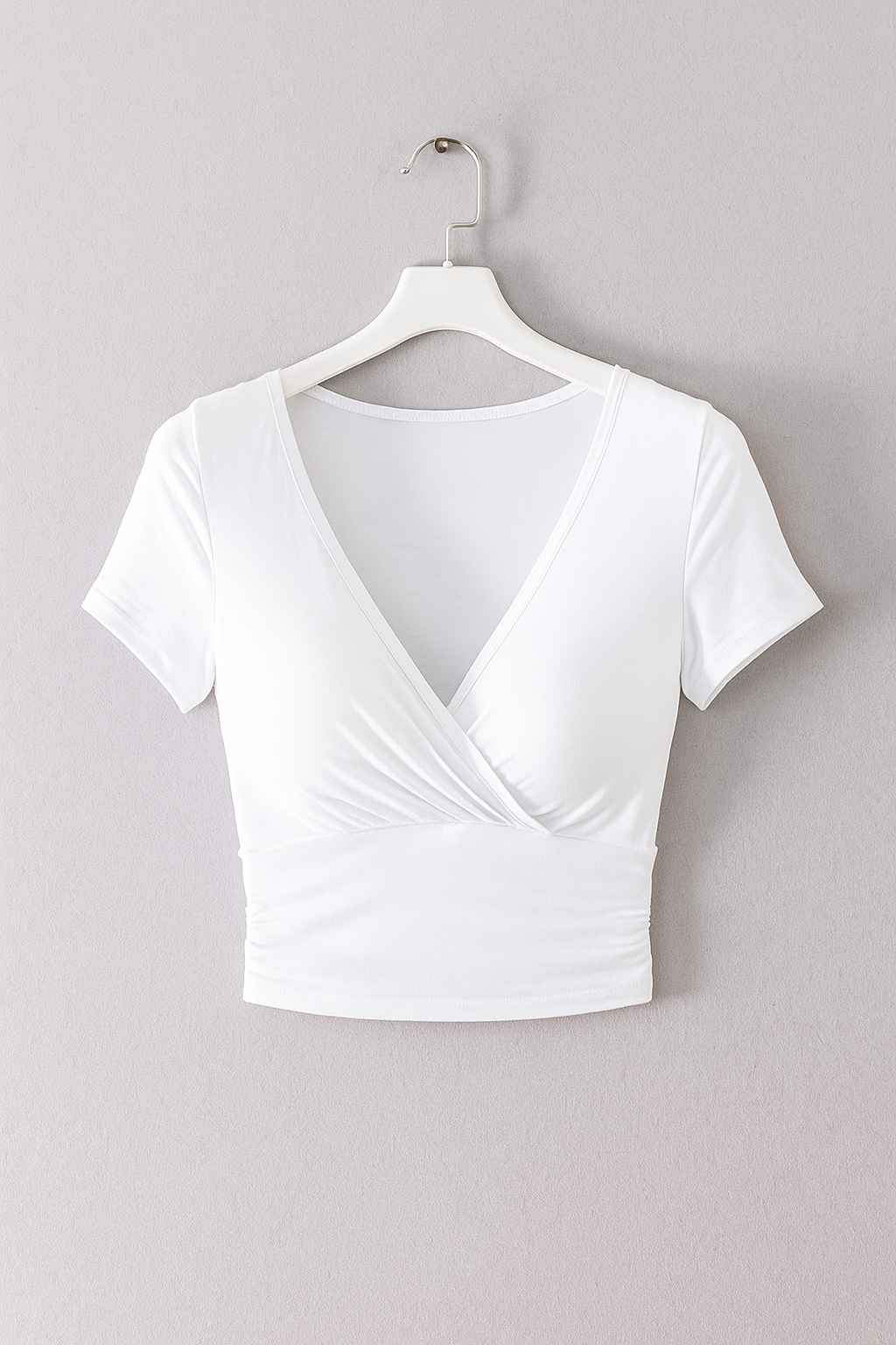 Damska Bluzka Crop Top Kopertowa z Dekoltem w Serek - Biały