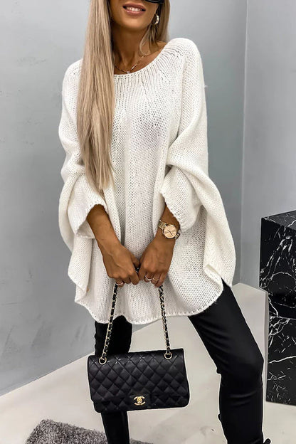 Damski Sweter Oversize z Okrągłym Dekoltem - Biały