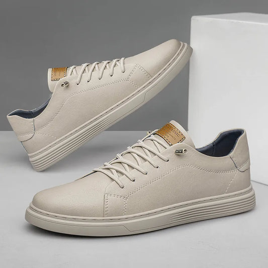 Damskie Sneakersy Niskie ze Sznurowaniem - Biały