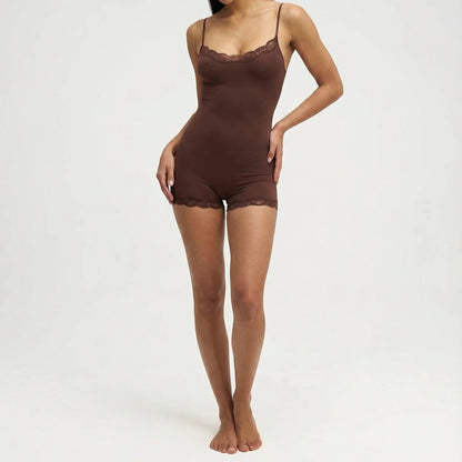 Damska Bodysuit z Koronką i Cienkimi Ramiączkami - 5