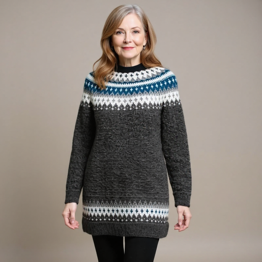 Damski Sweter Oversize z Norweskim Wzorem i Okrągłym Dekoltem
