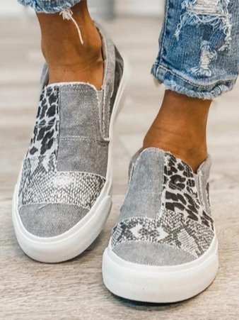 Damskie Wsuwane Sneakersy Patchworkowe ze Zwierzęcym Nadrukiem - 10