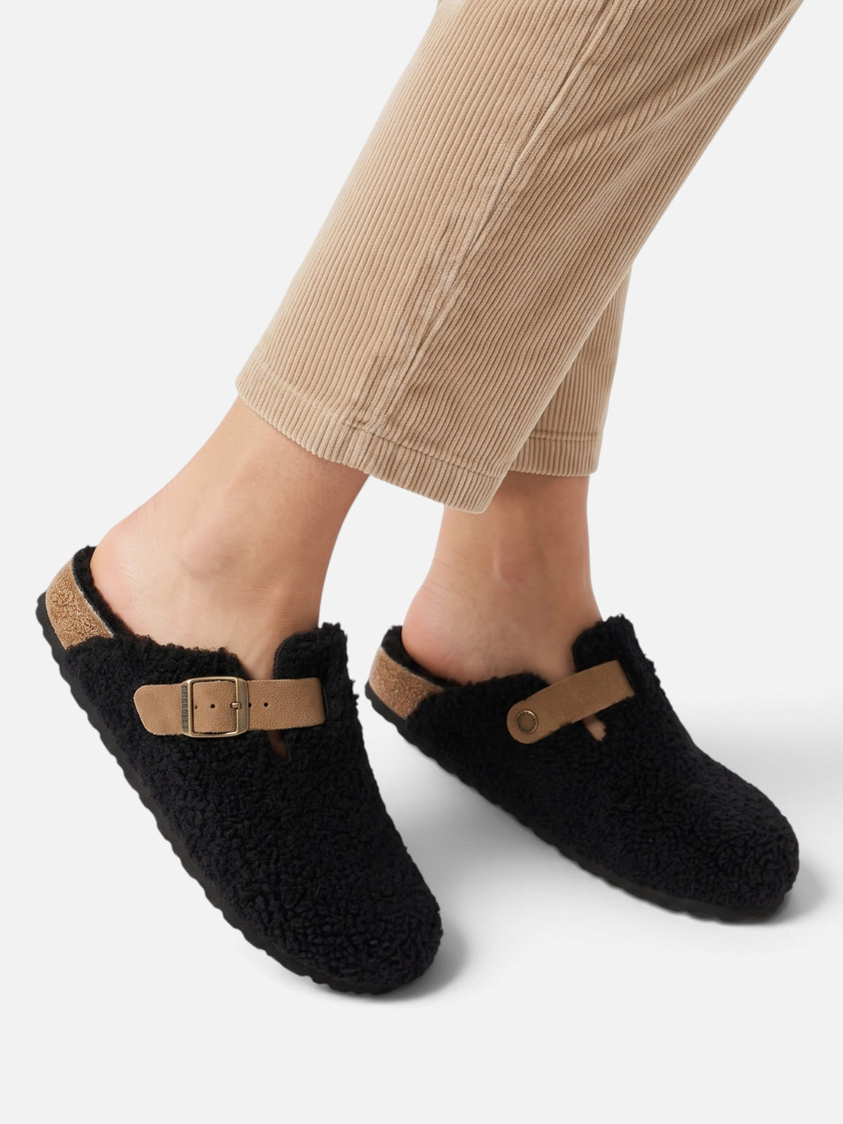 Damskie Klapki Clogs z Zapięciem na Klamrę i Podszewką - 3