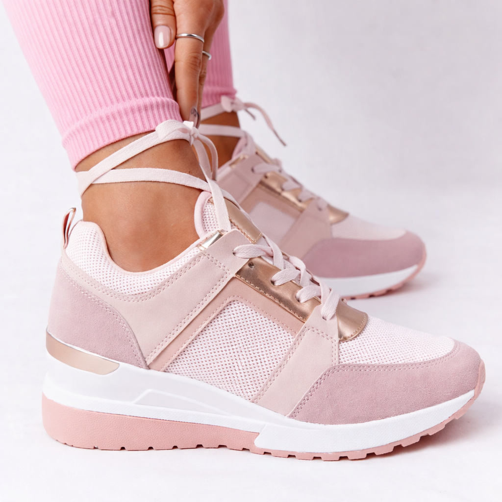 Damskie Sneakersy na Koturnie z Metalicznym Wykończeniem - Różowy